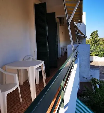 Baia A Schiera A 100 M Dalla Gallipoli